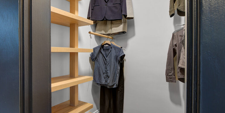 Bedroom-2-CLOSET