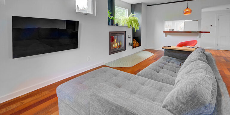 Living-Room-3_fireplace
