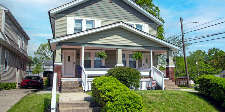 Front-ext-1